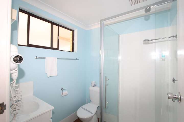 Room 3 of 21