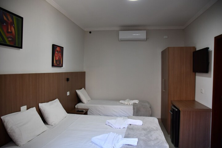 Room 19 of 48