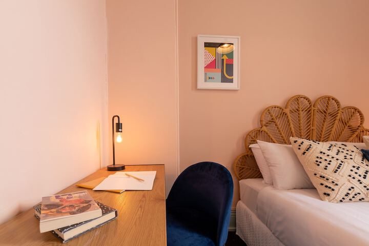 Room 15 of 42