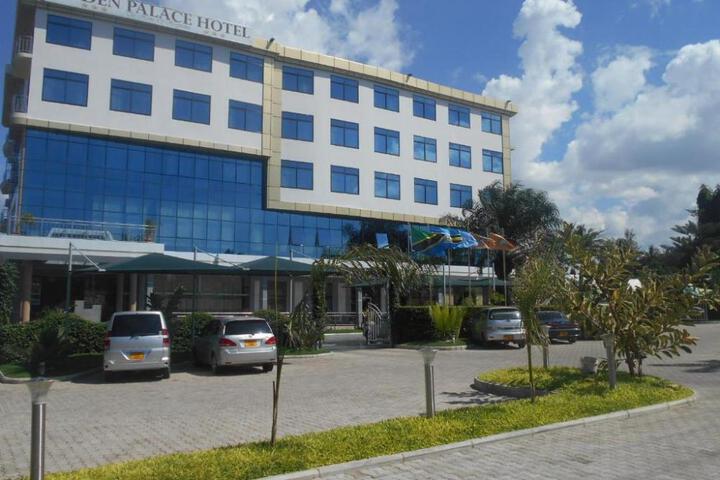 Exterior of Adden Palace Hotel
