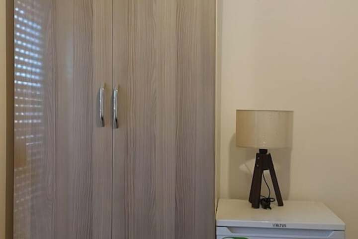 Room 18 of 36