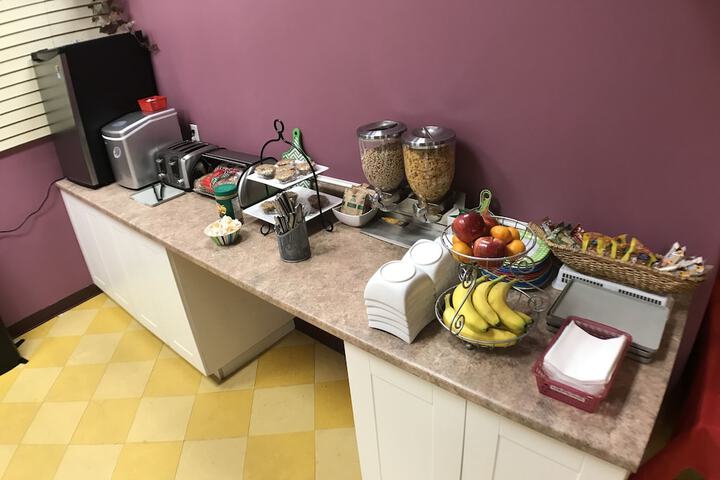 Breakfast/Coffee Service 63 of 74