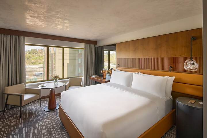 Room 21 of 75