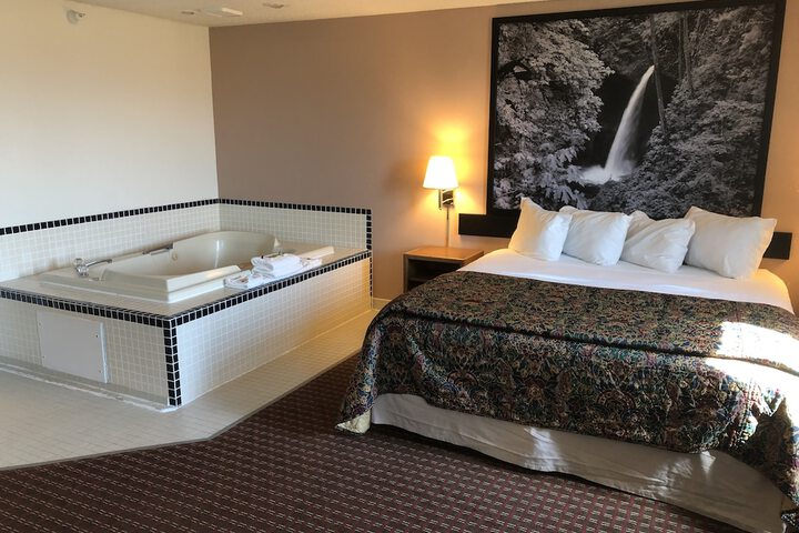 Room 4 of 52