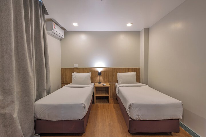 Room 29 of 75