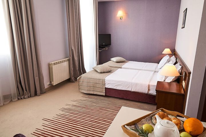 Room 14 of 44