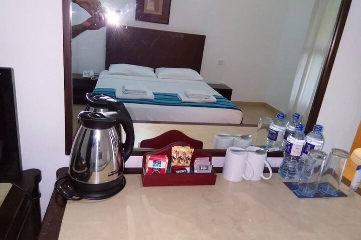 Room 12 of 29