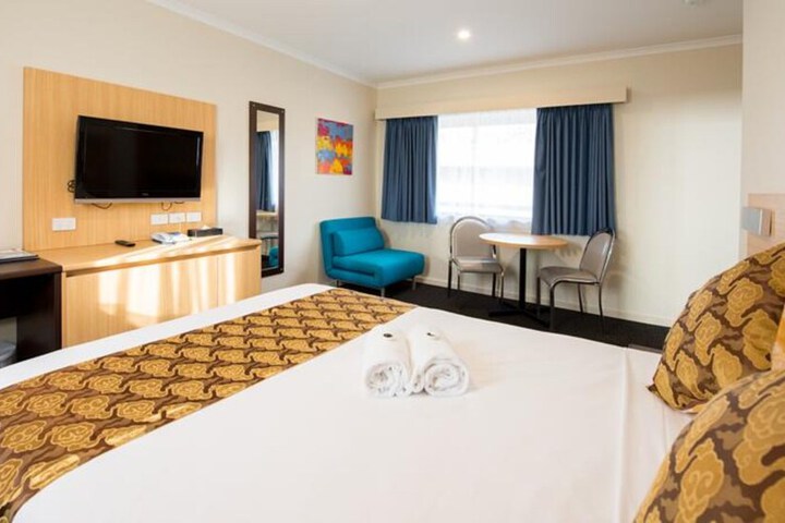 Room 7 of 35