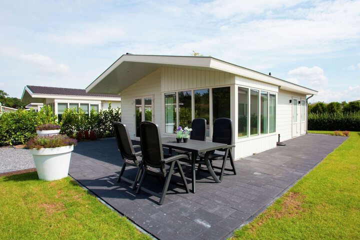 Gorgeous Chalet With Dishwasher in Noordwijk Near the Sea in Noordwijk