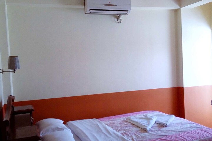 Room 32 of 161