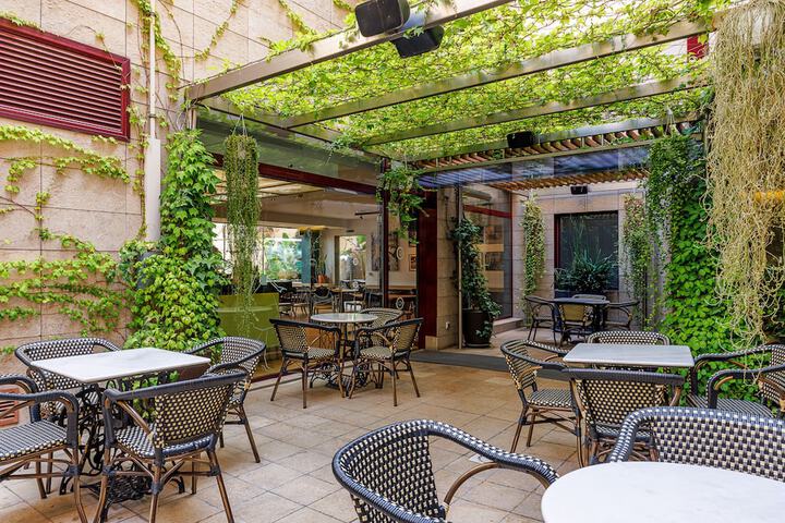 Terrace/Patio 122 of 141