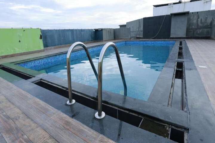 Pool 20 of 22