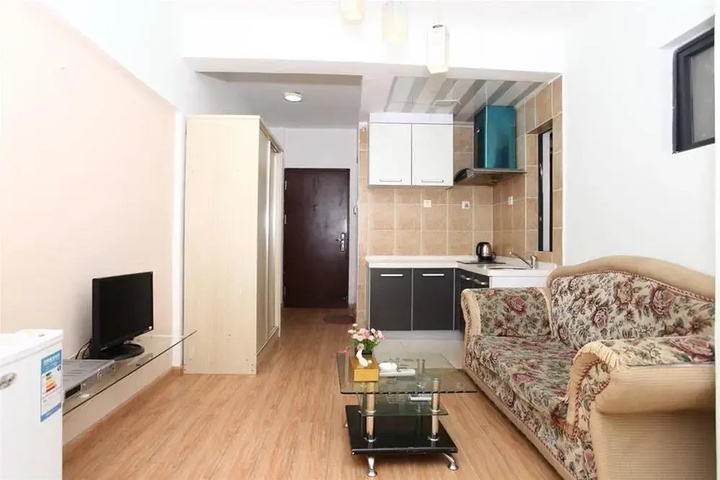 Room 3 of 5