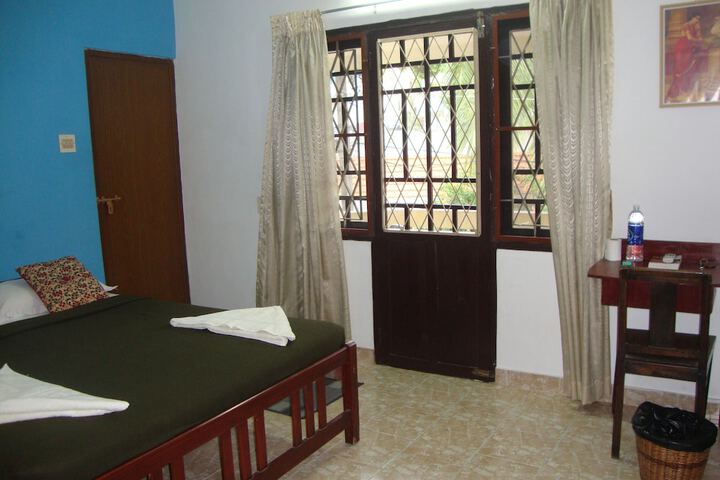 Room 9 of 51