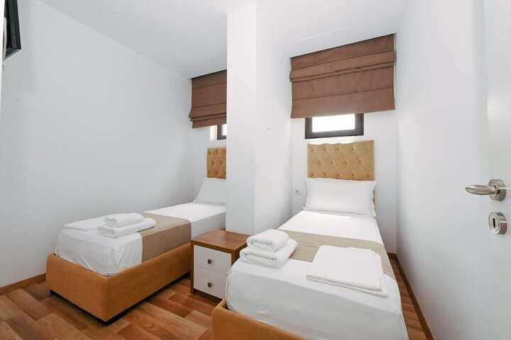 Room 36 of 71