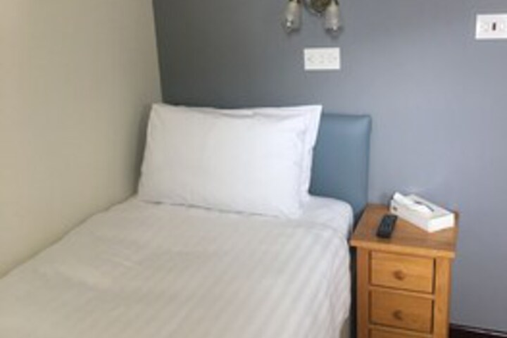 Room 44 of 85