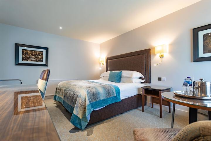 Room 40 of 72