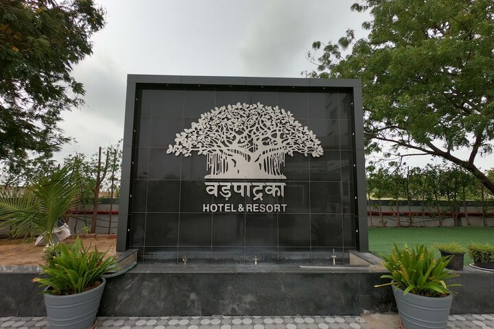 Hotel 10 of 13