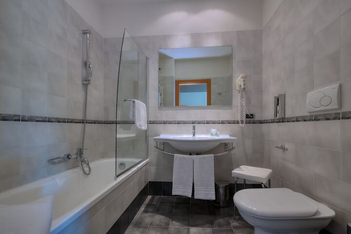 Clean Restrooms