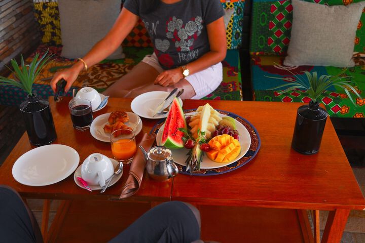 Breakfast/Coffee Service 52 of 73