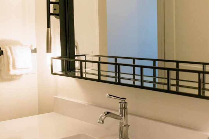 Room 108 of 220