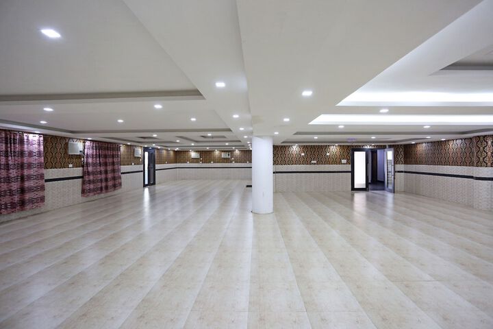 Room 6 of 22