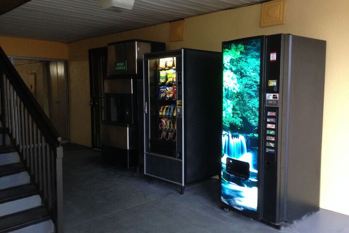 Vending machine