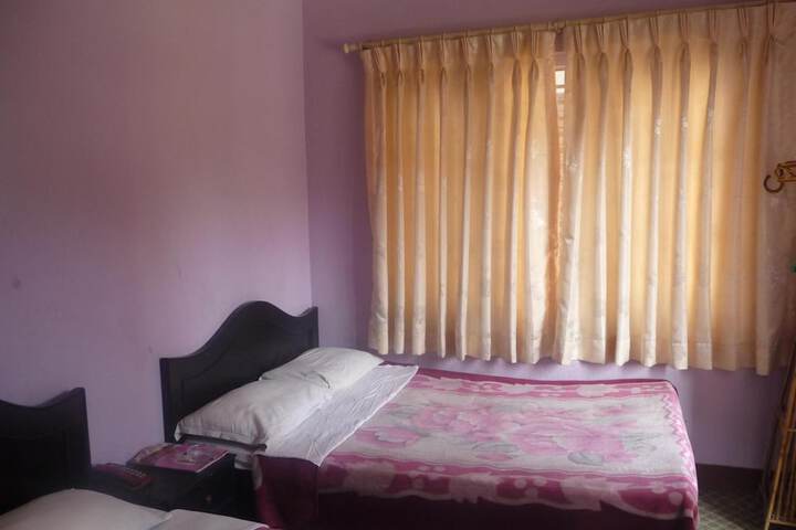 Room 33 of 59