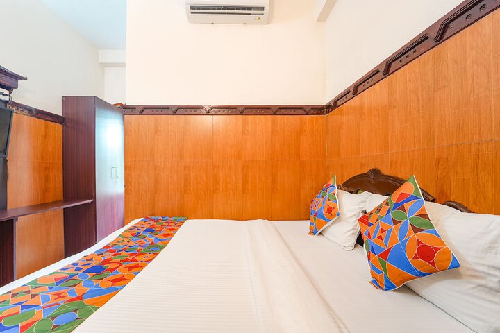 Room 14 of 22