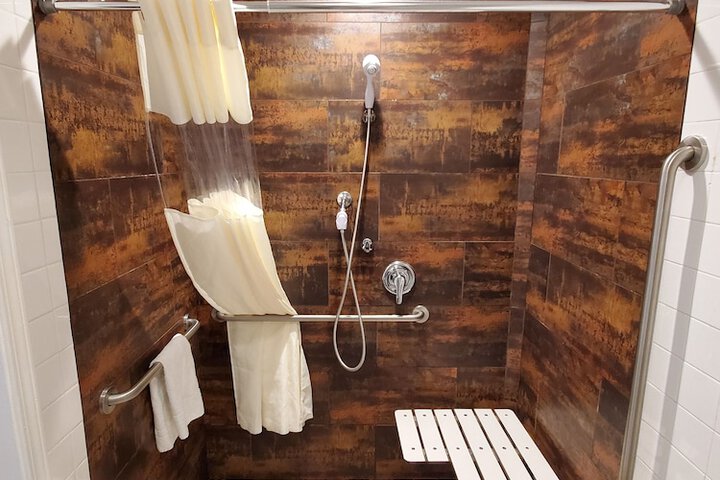 Bathroom shower