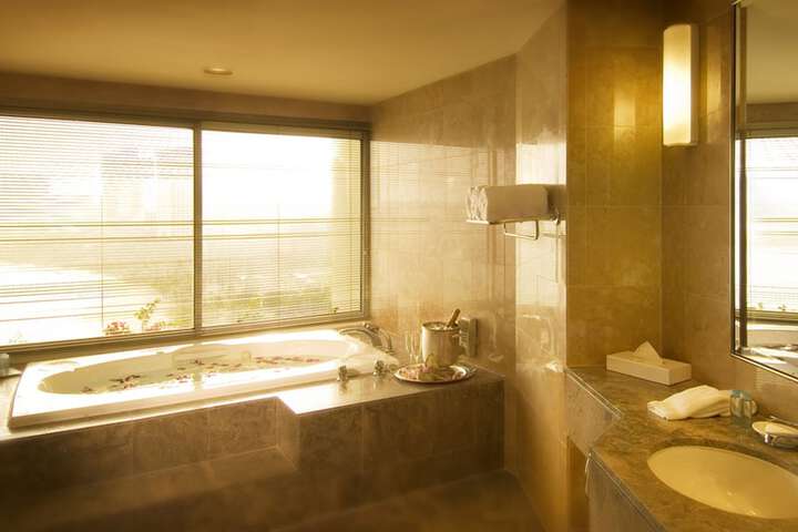 Room 92 of 160