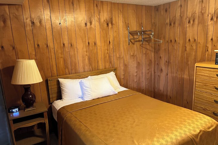 Room 66 of 180