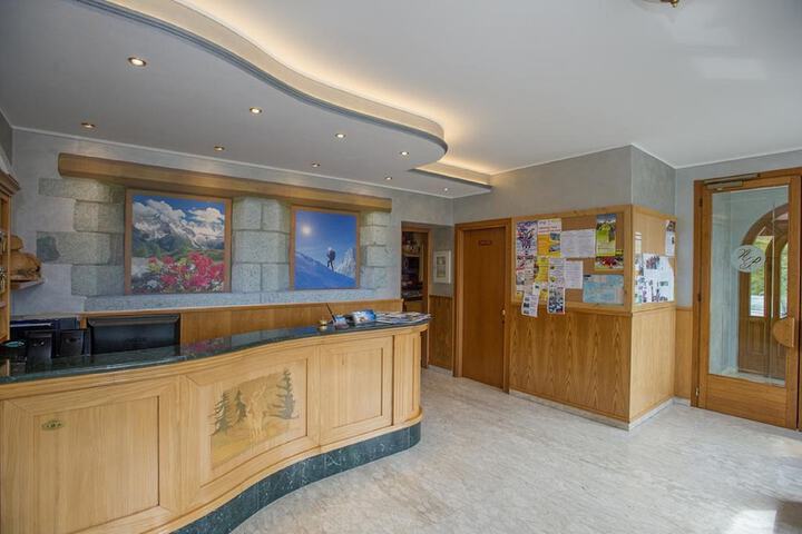 Hotel Interior 2 of 92