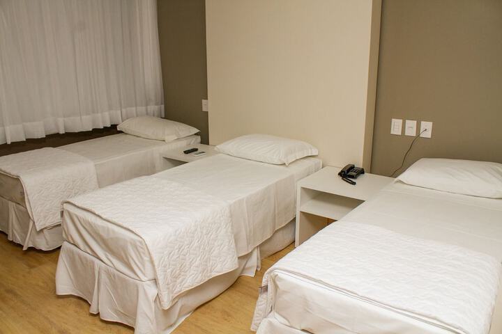 Room 16 of 60