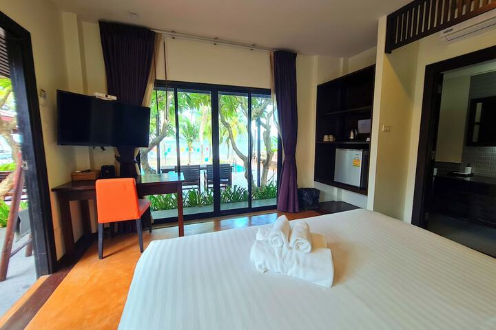 Room 16 of 54