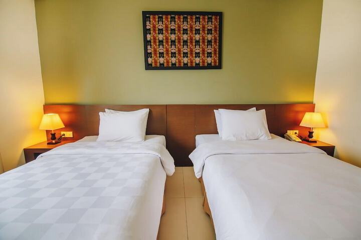 Room 3 of 9