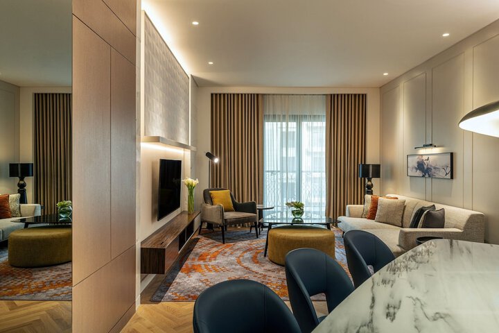 Room 82 of 188
