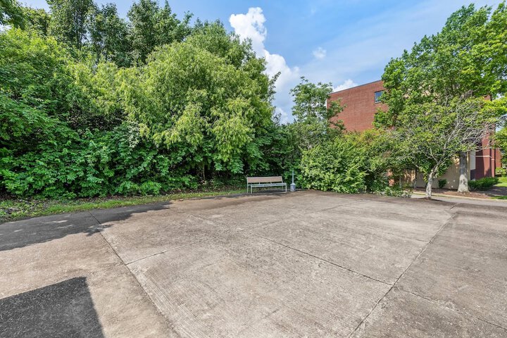 Property Grounds 32 of 34