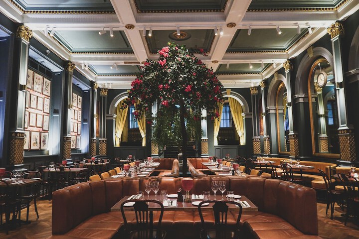 Dining 72 of 116