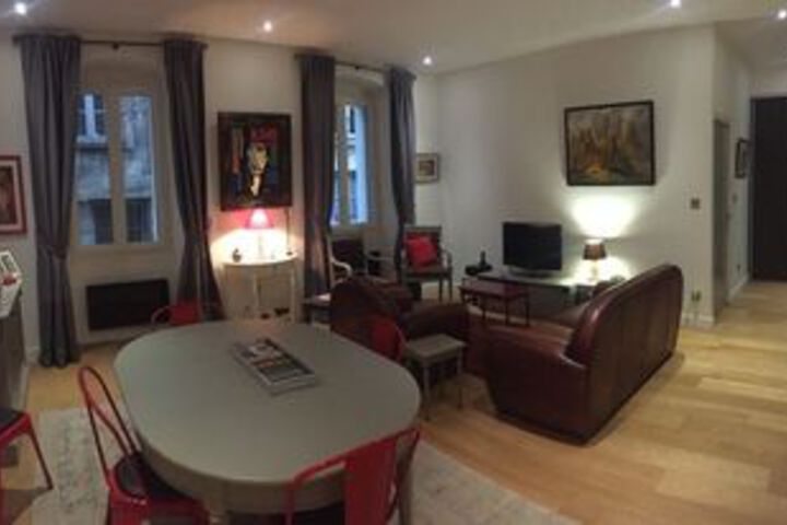 Room 13 of 16