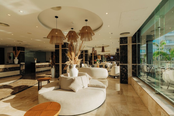 Hotel Interior 7 of 146