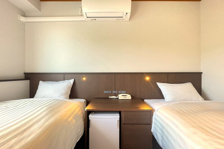 Room 12 of 45