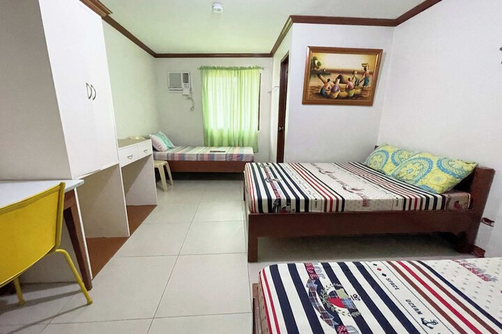 Room 4 of 55