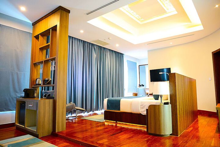 Room 75 of 313