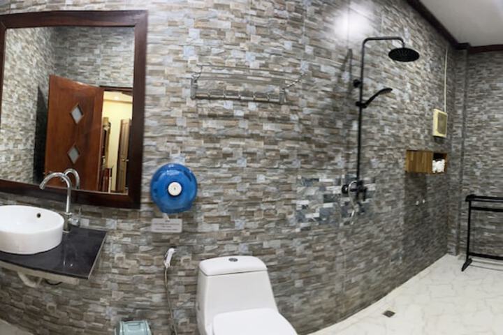 Room 44 of 50