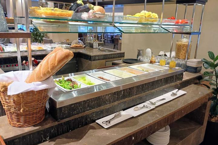 Breakfast/Coffee Service 96 of 113
