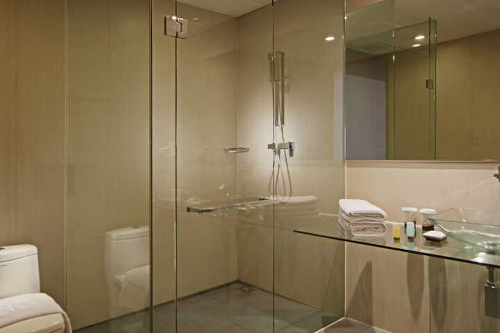 Room 25 of 57