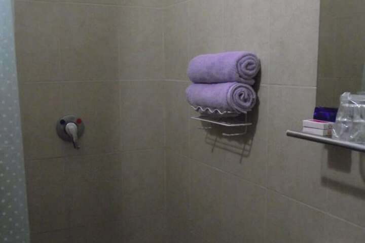 Room 14 of 19