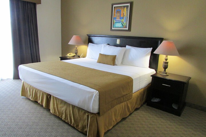 Room 19 of 131