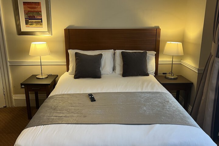 Room 15 of 43